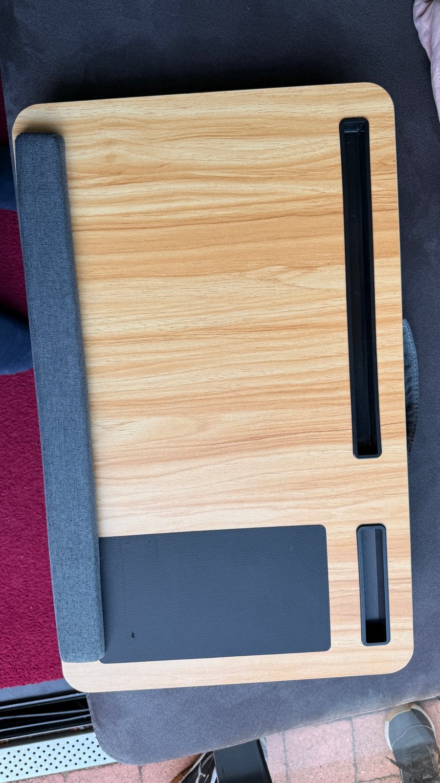 Laptoptafel met kussen en muismat, Computers en Software, Ophalen of Verzenden, Zo goed als nieuw