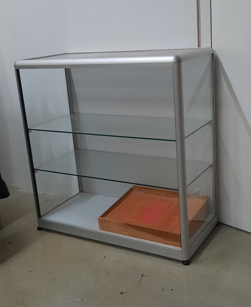 Vintage glazen vitrine kast, Ophalen, 50 tot 100 cm, 25 tot 50 cm, Glas