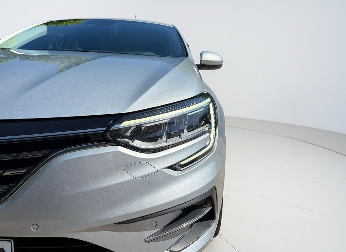 Renault Mégane Estate 1.6 E-Tech Plug-In Hybrid 160 Zen TRE, Auto's, Stof, Gebruikt, 4 cilinders, Parkeersensor