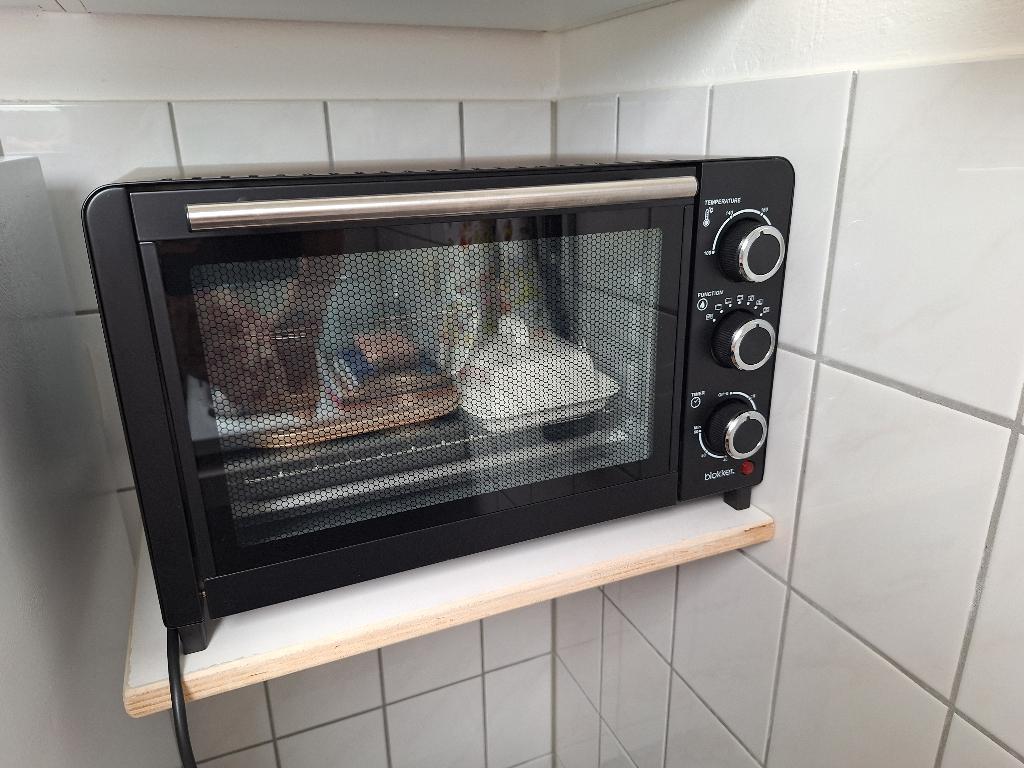 Oven van Blokker, Witgoed en Apparatuur, Ovens, Ophalen of Verzenden, Gebruikt, Minder dan 45 cm