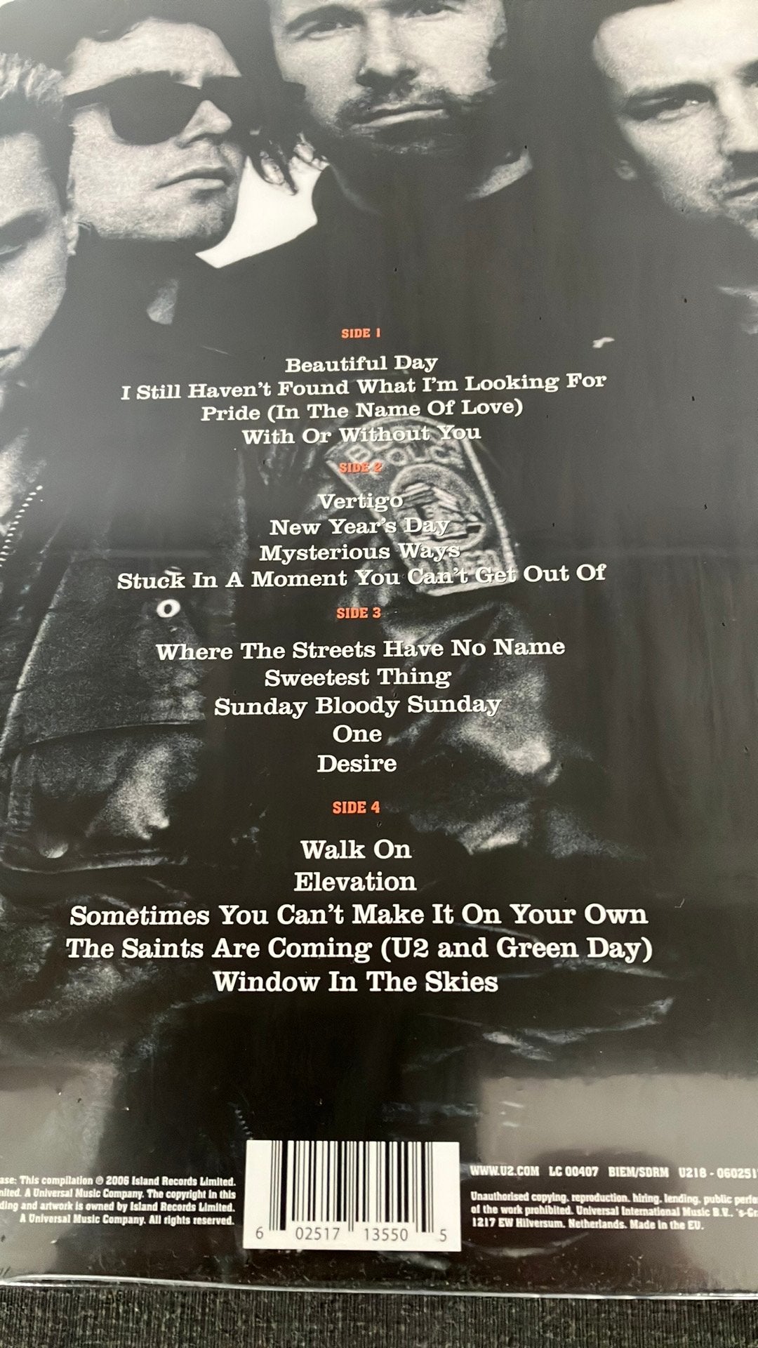 U2.  - 18 Singles, Geseald, Ophalen of Verzenden, 12 inch, Nieuw in verpakking