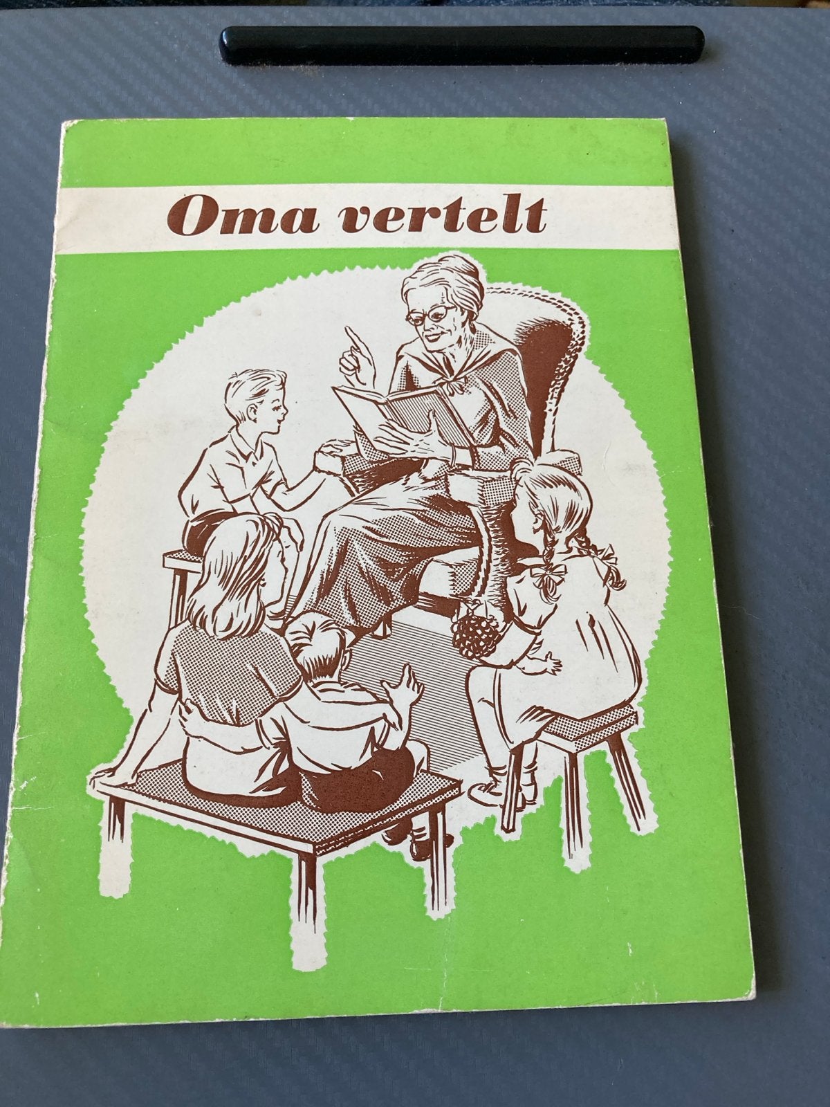 Oma vertelt - Vintage kinderboek, Boeken, Ophalen of Verzenden, Gelezen, Sprookjes