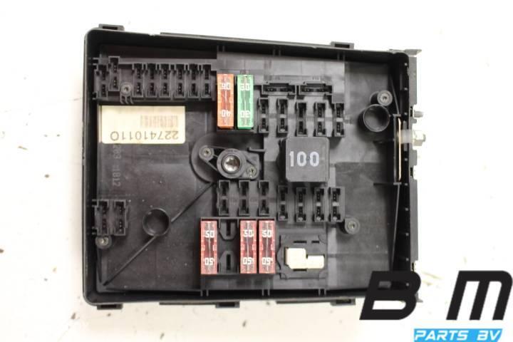 Zekeringkast in motorruimte VW Golf 6 1K0937125D, Auto-onderdelen, Gebruikt