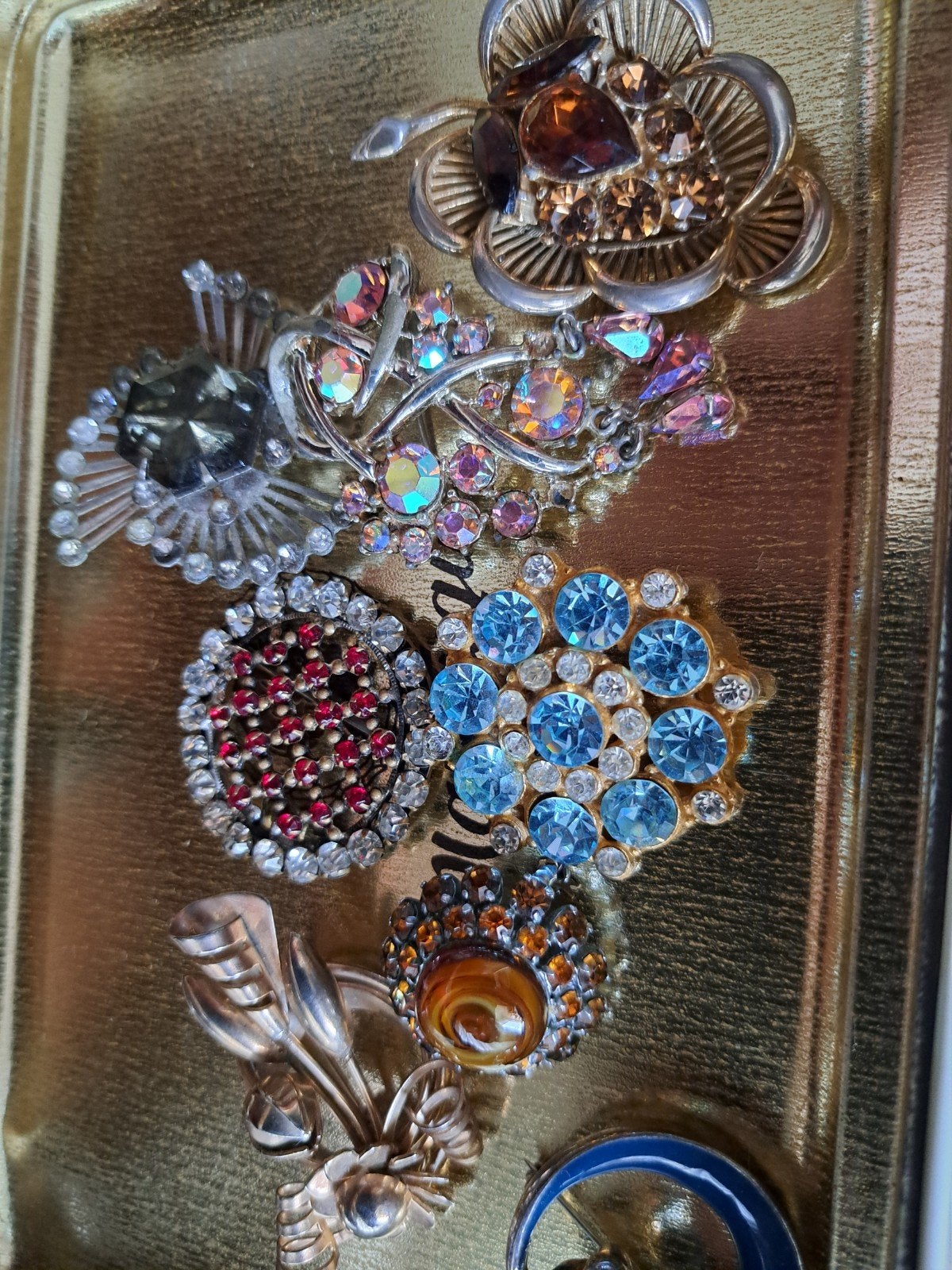 Vintage broches., Ophalen of Verzenden, Zo goed als nieuw, Overige kleuren, Overige materialen