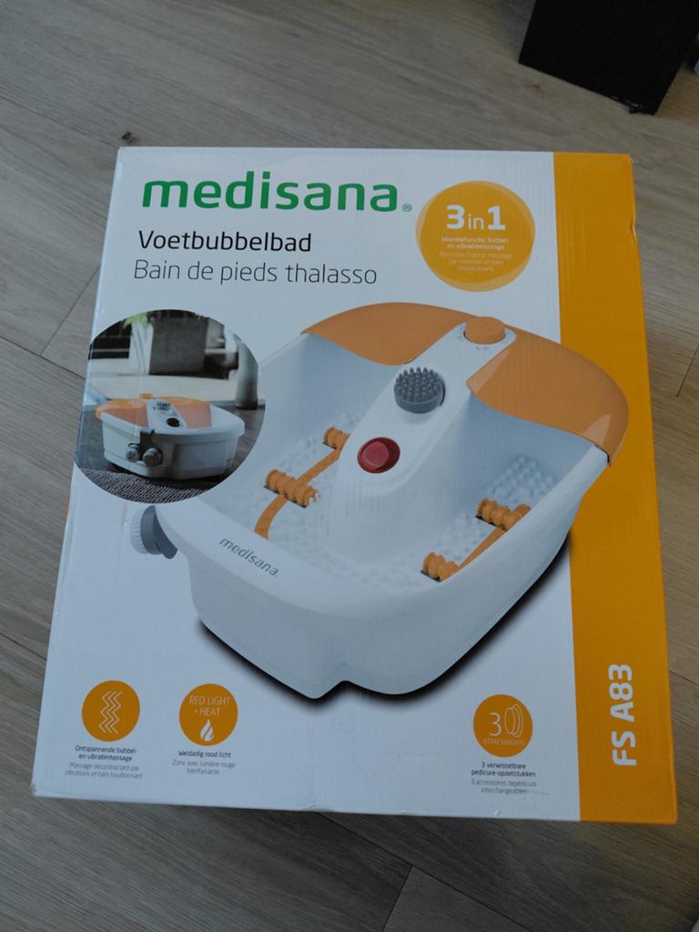 Medisana voetbubbelbad, Ophalen, Zo goed als nieuw, Massagestoel of Kussen