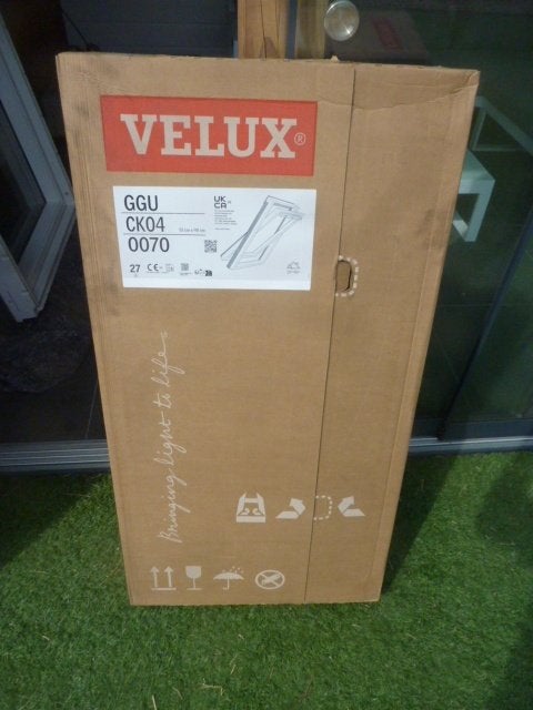 Nieuw Velux  kunststof dakvenster / GGU CK04 0070 ( 55x98)., Ophalen, Wit, Nieuw, 50 tot 100 cm