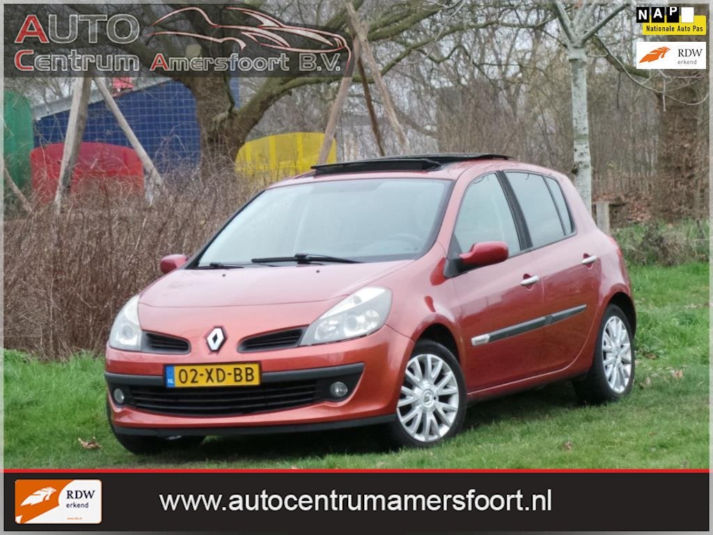 Renault Clio 1.4-16V Rip Curl ( INRUIL MOGELIJK ), Voorwielaandrijving, Dealer onderhouden, Gebruikt, 4 cilinders