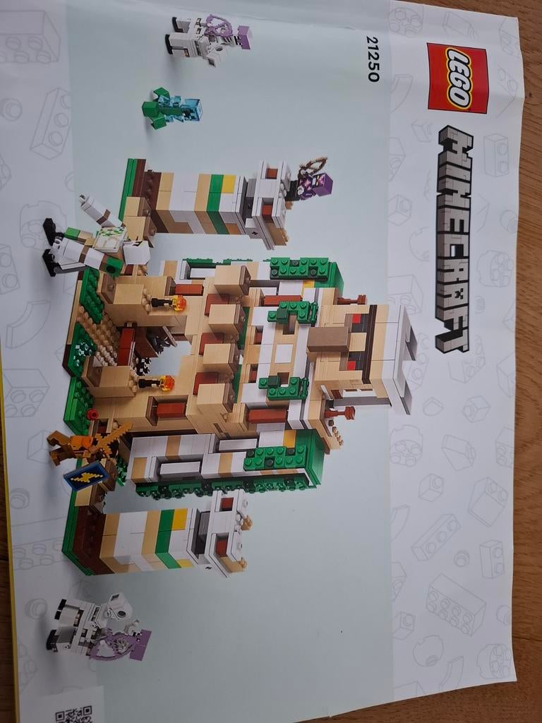 Lego Minecraft 21250 Het ijzergolemfort, Ophalen of Verzenden, Zo goed als nieuw