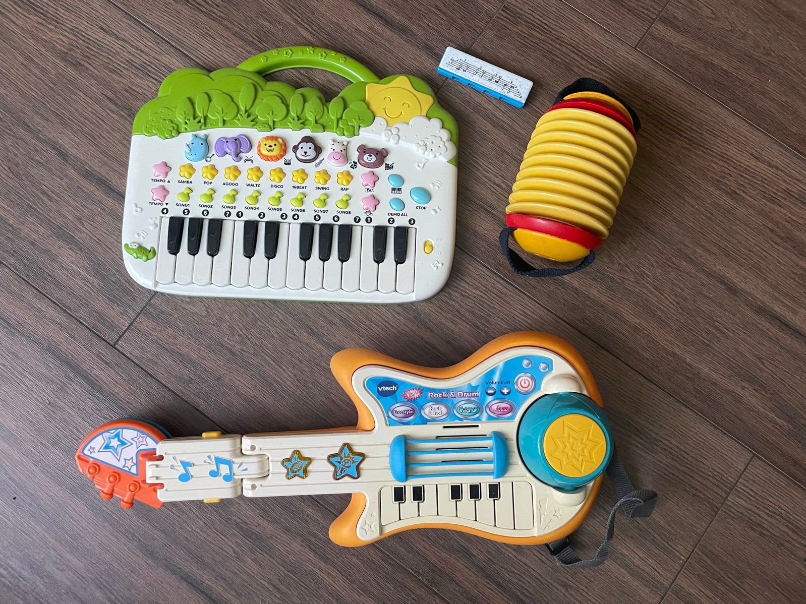 Muzikaal speelgoed set: gitaar, piano en mondharmonica, Ophalen of Verzenden, Gebruikt, Overige typen, Met licht