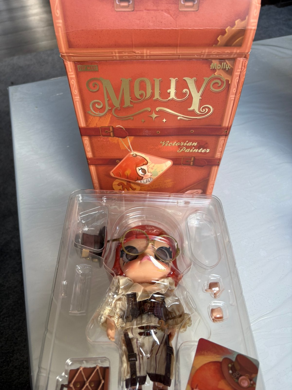 molly victorian painter pop mart, Ophalen of Verzenden, Zo goed als nieuw