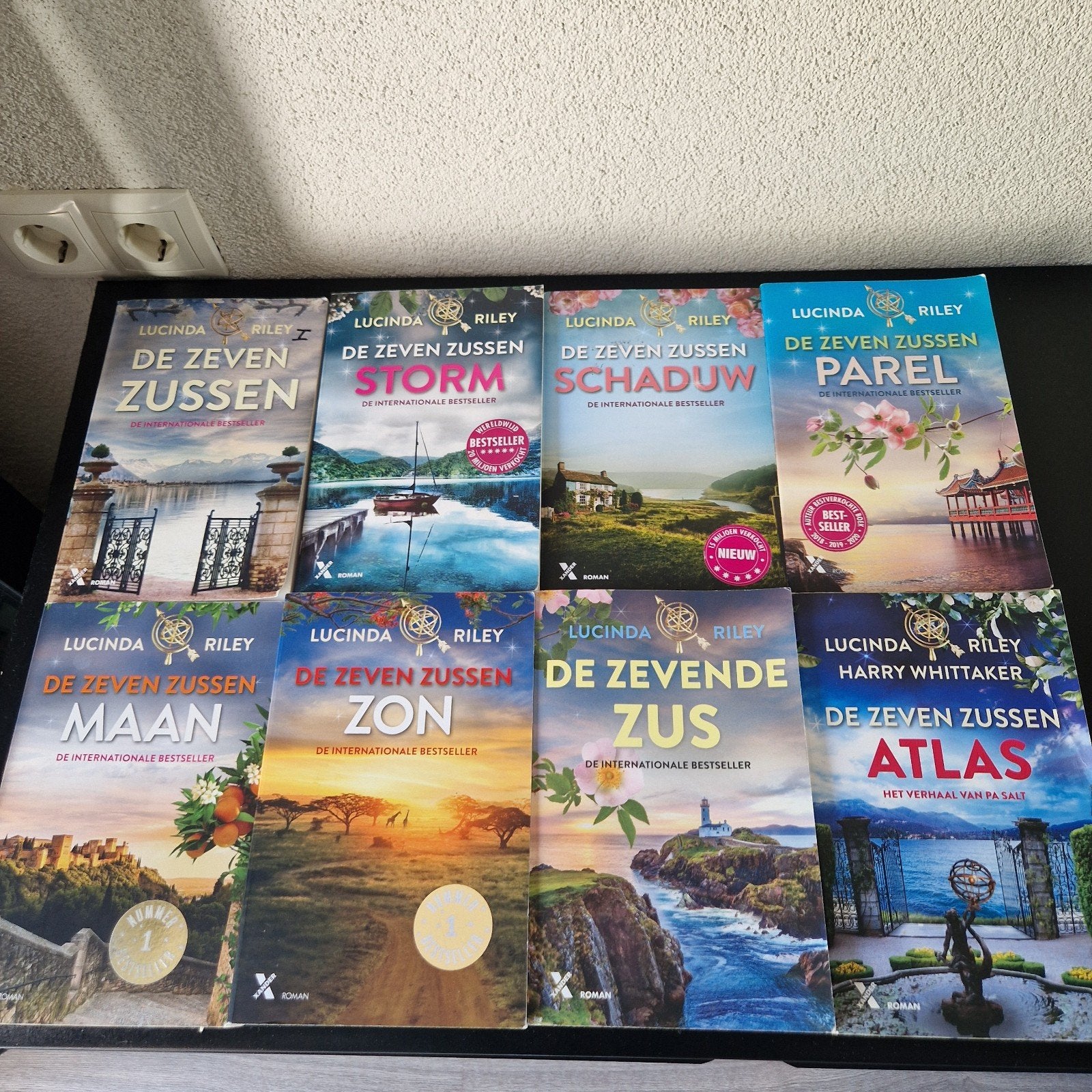 De Zeven Zussen serie - Lucinda Riley (complete set), Boeken, Ophalen, Gelezen, Lucinda Riley