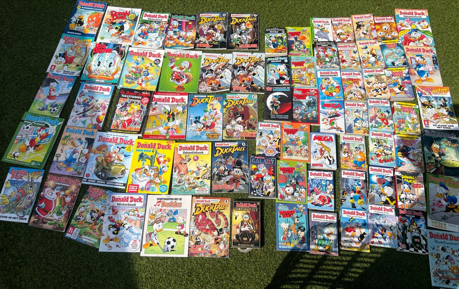 Grote collectie Donald Duck strips en pockets, Complete serie of reeks, Ophalen of Verzenden, Zo goed als nieuw
