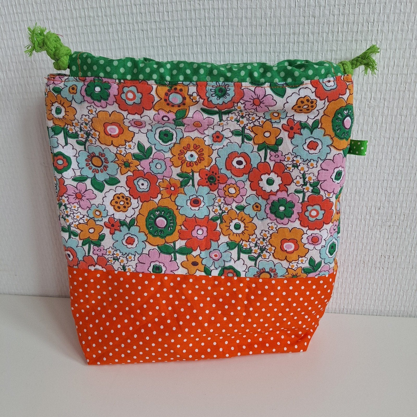 projectbag toilettas retro bloemetjes oranje 22x23, Sieraden, Tassen en Uiterlijk, Ophalen of Verzenden, Nieuw, Oranje, Dame