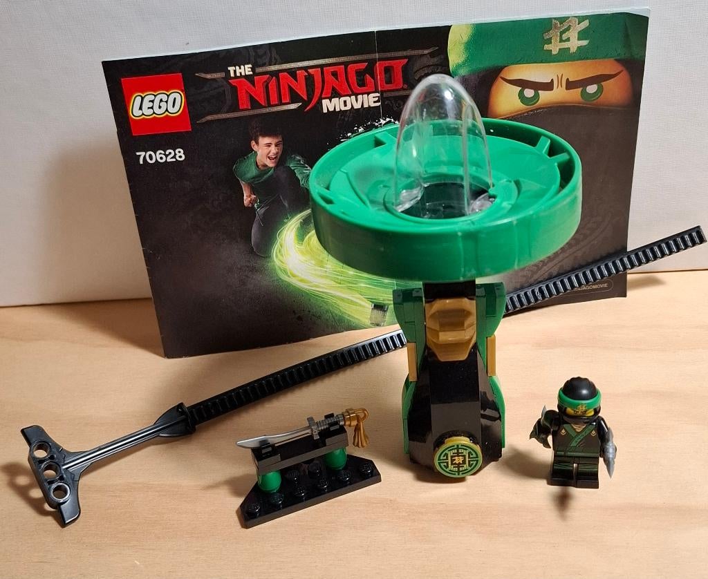 LEGO Ninjago -- Lloyd - Spinjitzumeester (70628), Kinderen en Baby's, Speelgoed | Duplo en Lego, Ophalen of Verzenden, Zo goed als nieuw