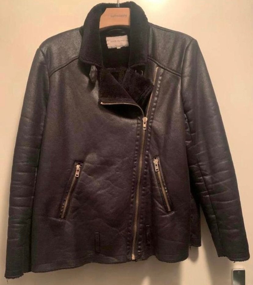 Zwarte lederlook lammy River Island maat 44, Ophalen of Verzenden, Gedragen, Zwart, Broek of Spijkerbroek