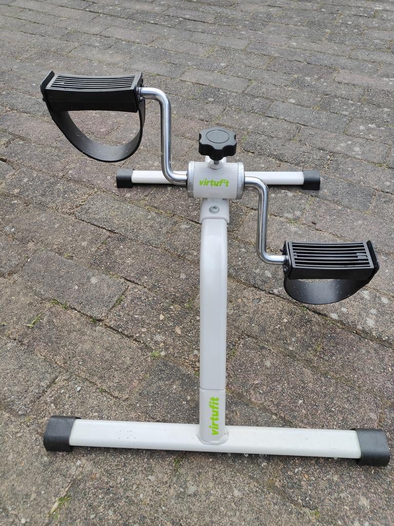 VirtuFit V1 Stoelfiets - Compacte Hometrainer, Sport en Fitness, Fitnessapparatuur, Ophalen of Verzenden, Zo goed als nieuw, Benen