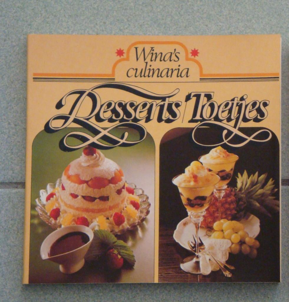 Wina Born - Desserts / Toetjes kookboek, Ophalen of Verzenden, Zo goed als nieuw, Wina Born