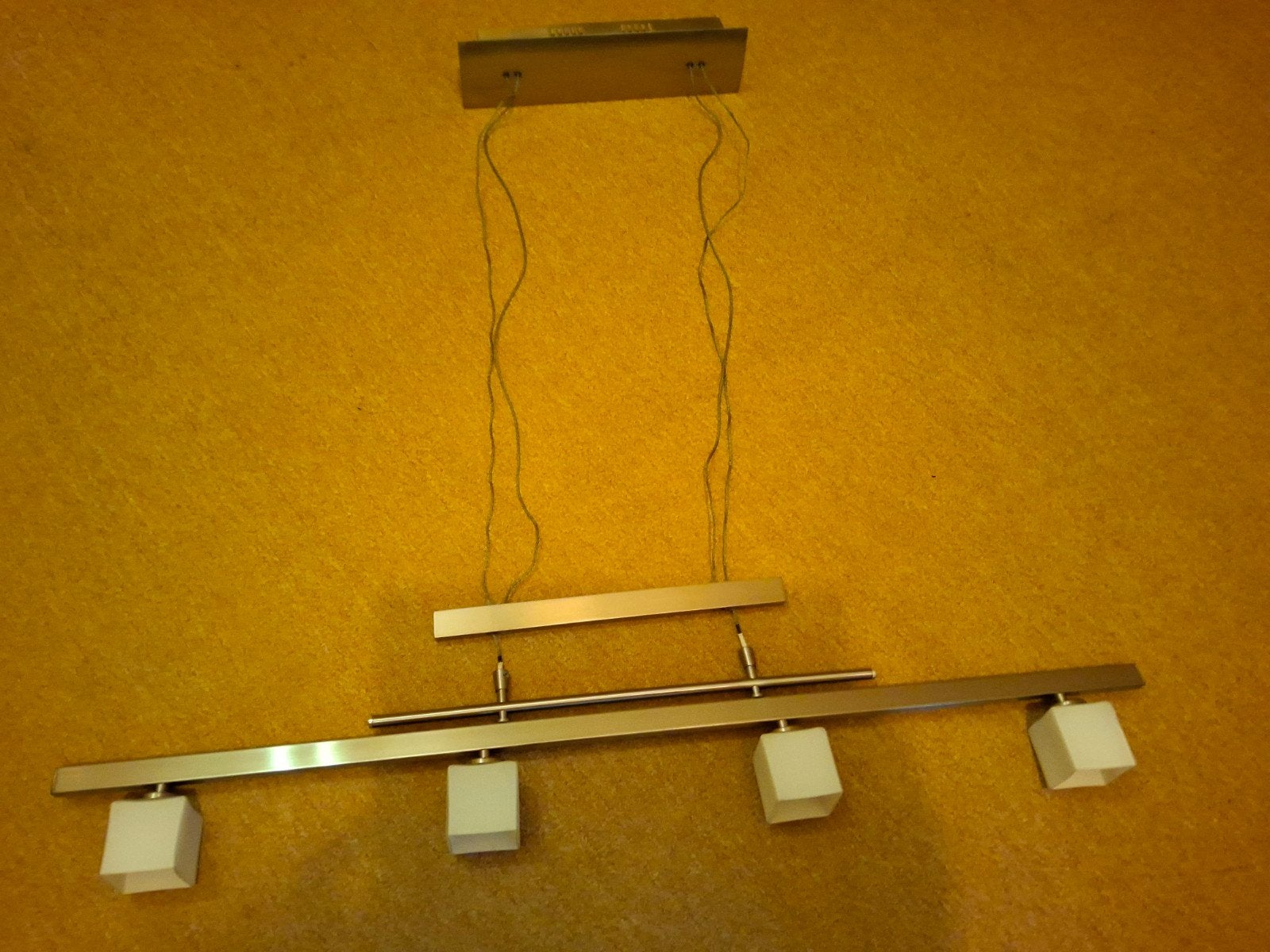 In hoogte verstelbare hanglamp voor 4 LED lampen, Gebruikt, Overige fittingen, Ophalen of Verzenden, Modern