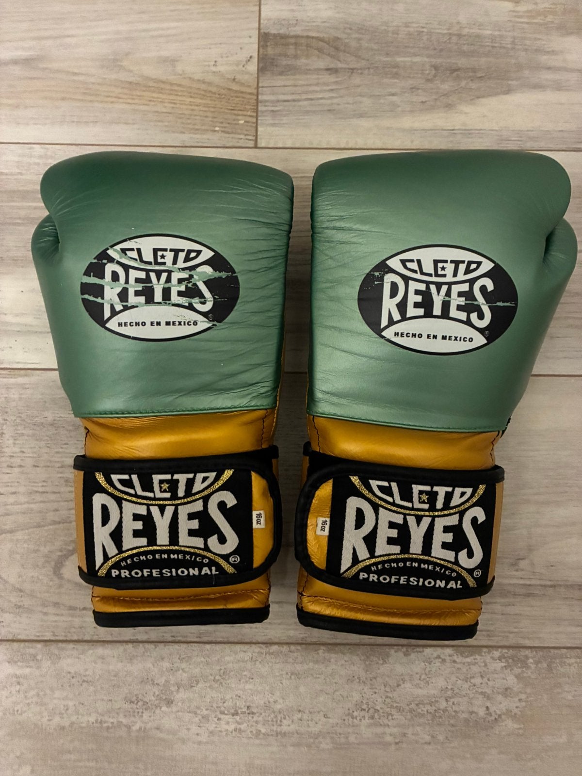 Cleto Reyes 16oz, Sport en Fitness, Boksen, Verzenden, Zo goed als nieuw, Bokshandschoenen