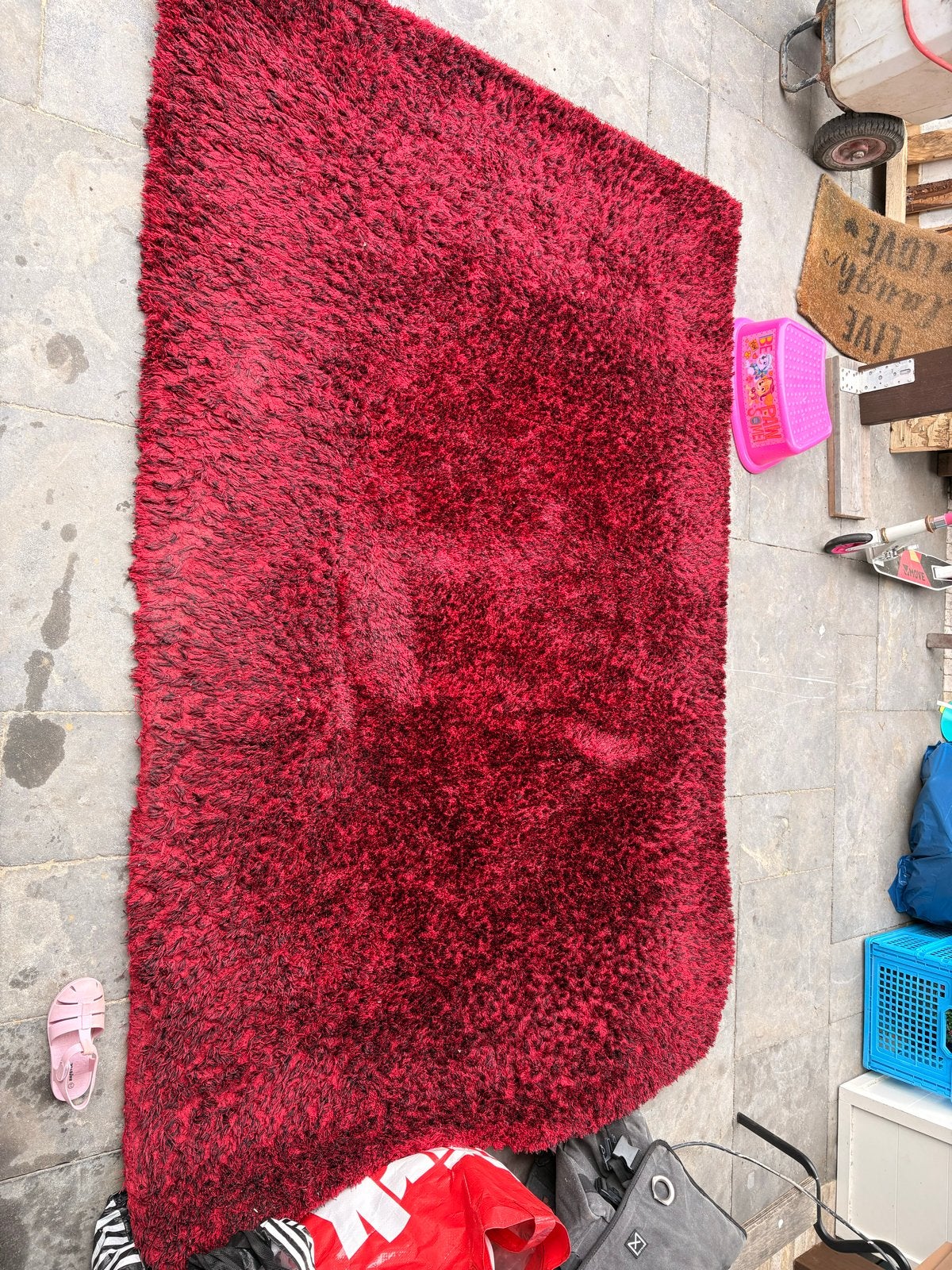 Vloerkleed Rood met Zwart - 190 x 130 cm, Ophalen, Gebruikt, 100 tot 150 cm, 150 tot 200 cm