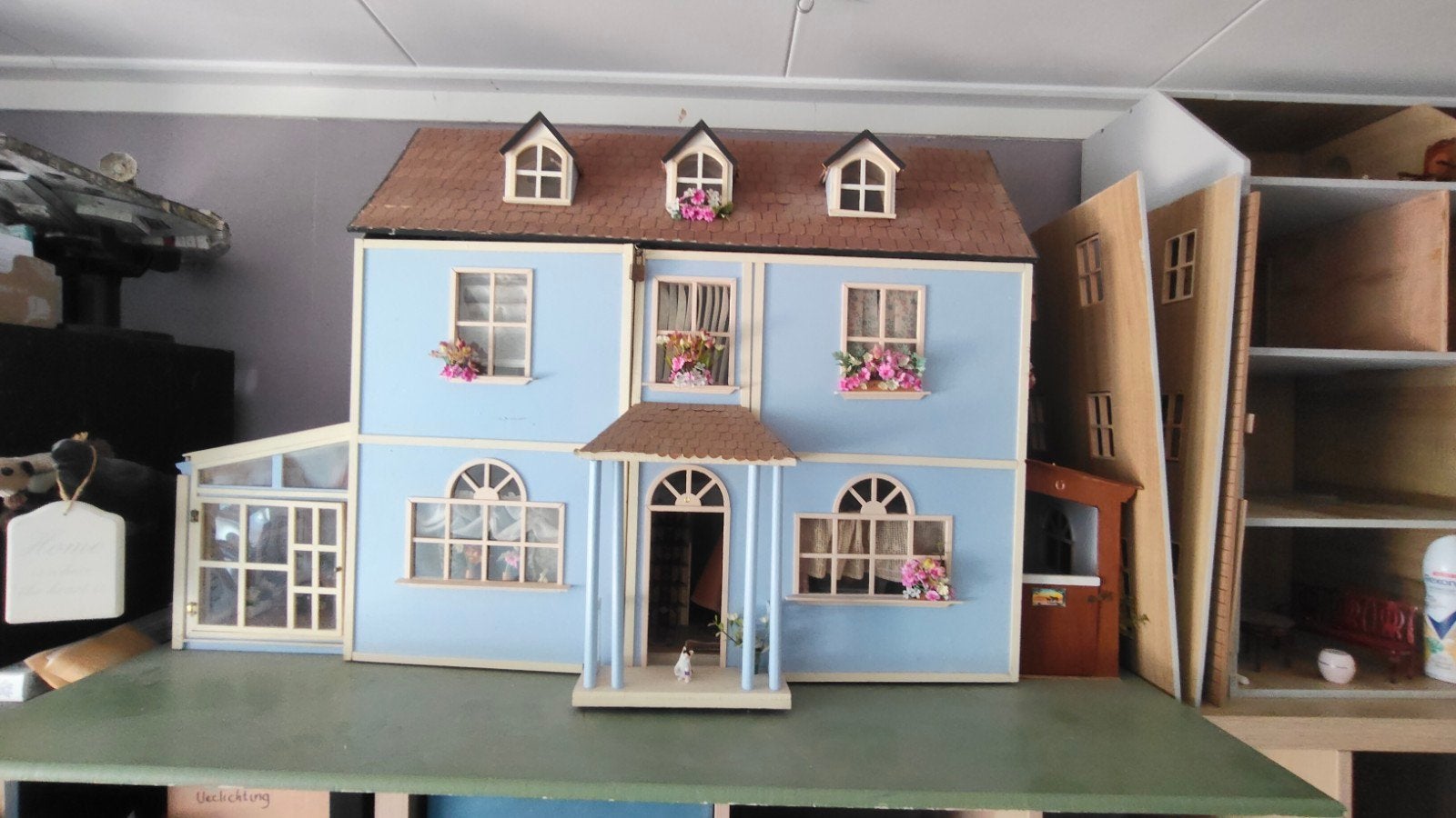 Gedetailleerd Poppenhuis 1:12 Inclusief Meubels, Ophalen, Gebruikt, Poppenhuis