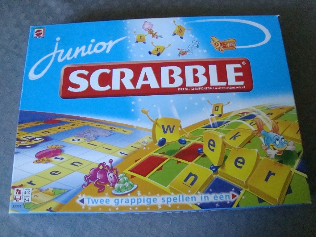 Junior scrabble, Hobby en Vrije tijd, Gezelschapsspellen | Bordspellen, Ophalen of Verzenden, Zo goed als nieuw