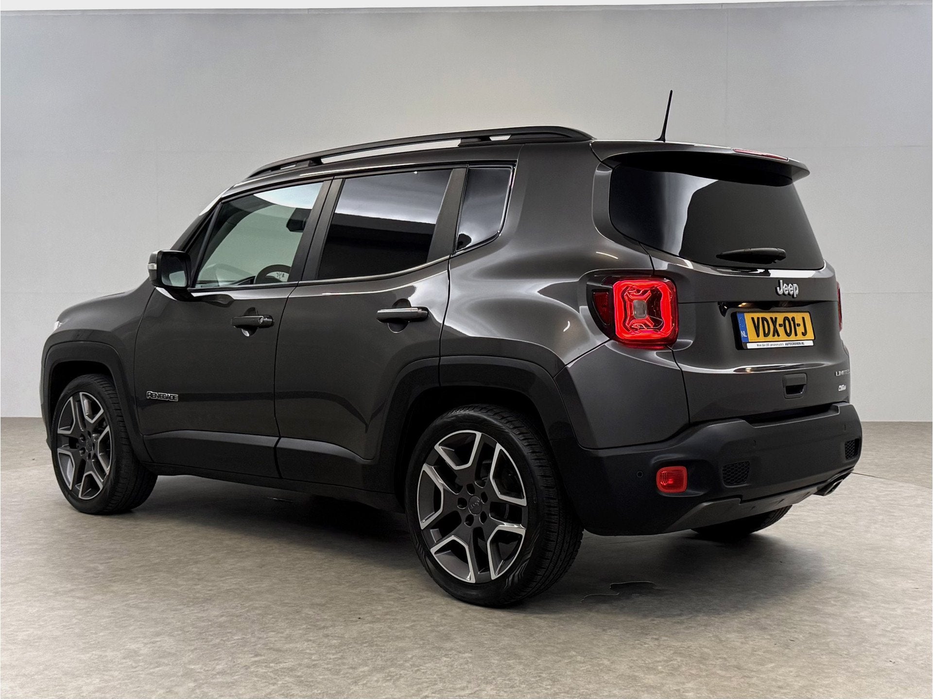 Jeep Renegade 1.3T Limited 151PK | Grijs Kenteken | VAN | Ca, Stof, Gebruikt, 4 cilinders, Bedrijf