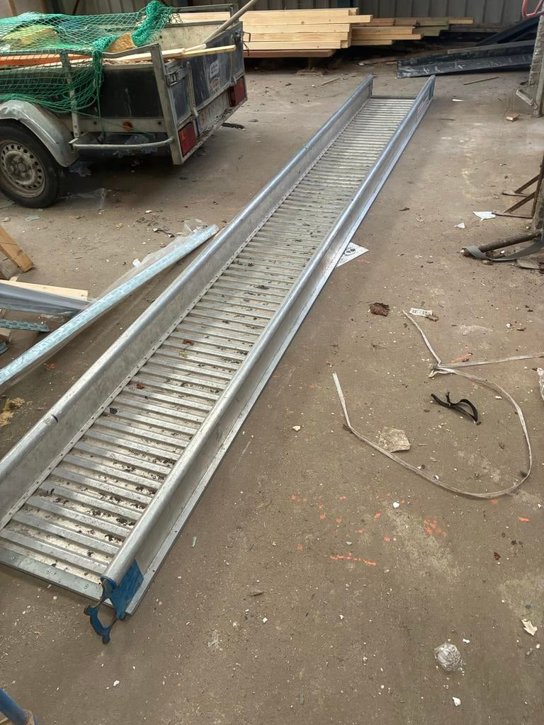 Skyworks Daksteiger - 5 meter loopvloer, Doe-het-zelf en Verbouw, Ophalen, Gebruikt, Daksteiger, 5 meter of hoger
