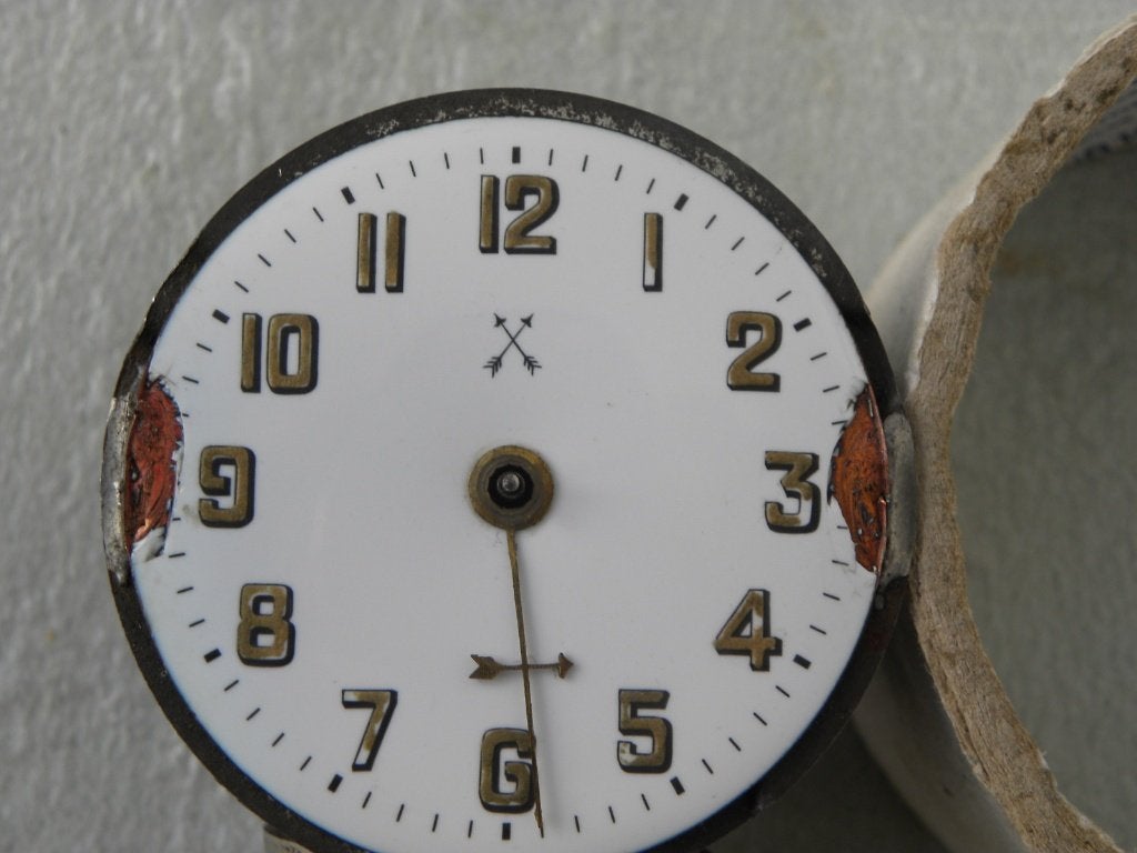 Uurwerkje Junghans, Pfeilkreuz, met wijzerplaat en bel, Ophalen of Verzenden
