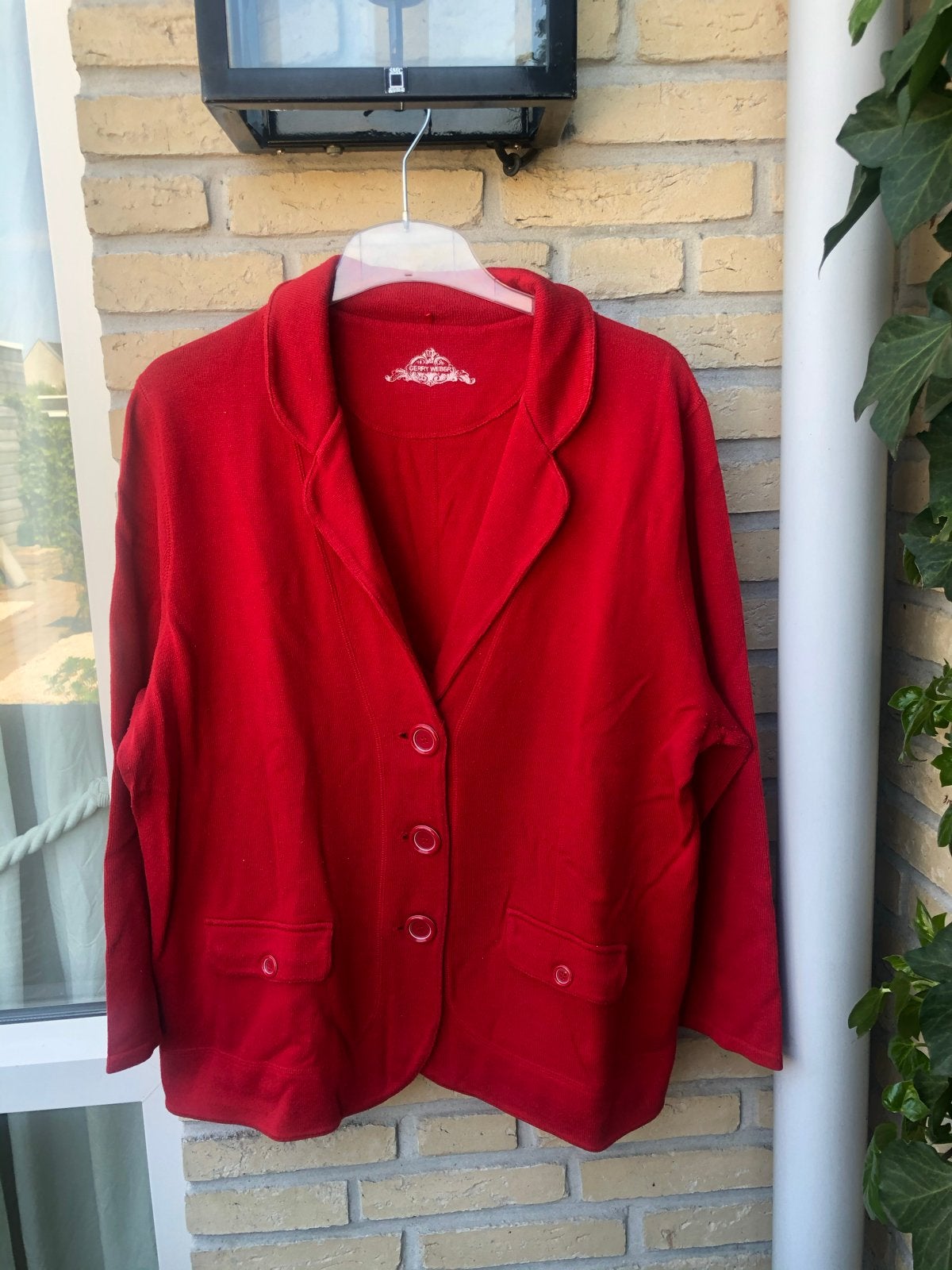 Gerry Weber vest | jasje | rood | maat 46, Maat 46/48 (XL) of groter, Ophalen of Verzenden, Jasje, Gedragen