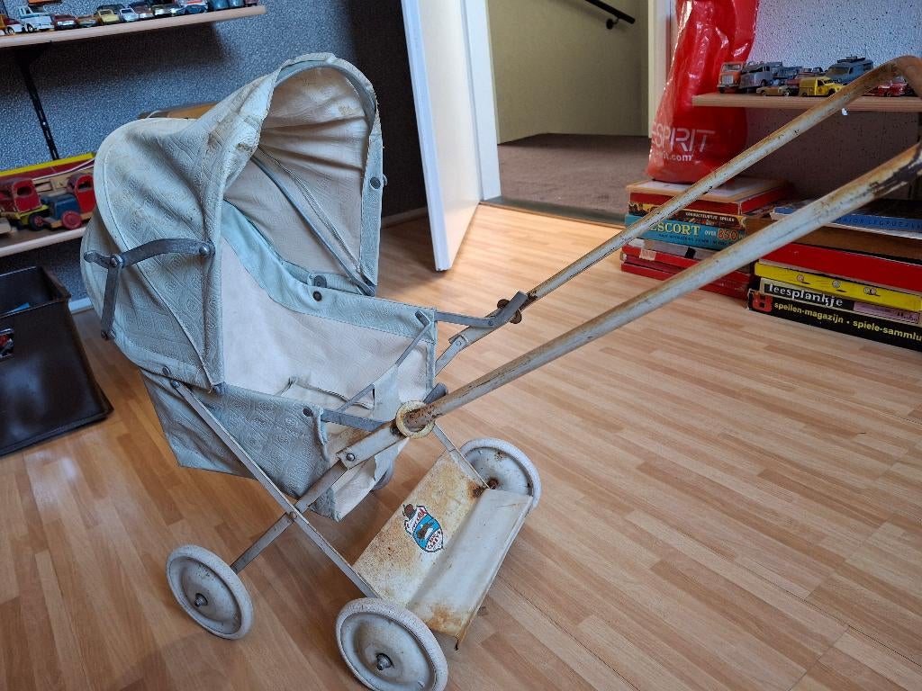 vintage poppenwagen Superia, Ophalen of Verzenden
