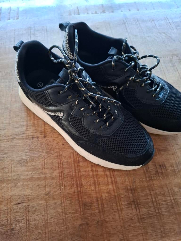 Sub55 Sneakers - Zwart met Dierenprint en Mix Materialen, Kleding | Dames, Schoenen, Zo goed als nieuw, Sneakers of Gympen, Zwart