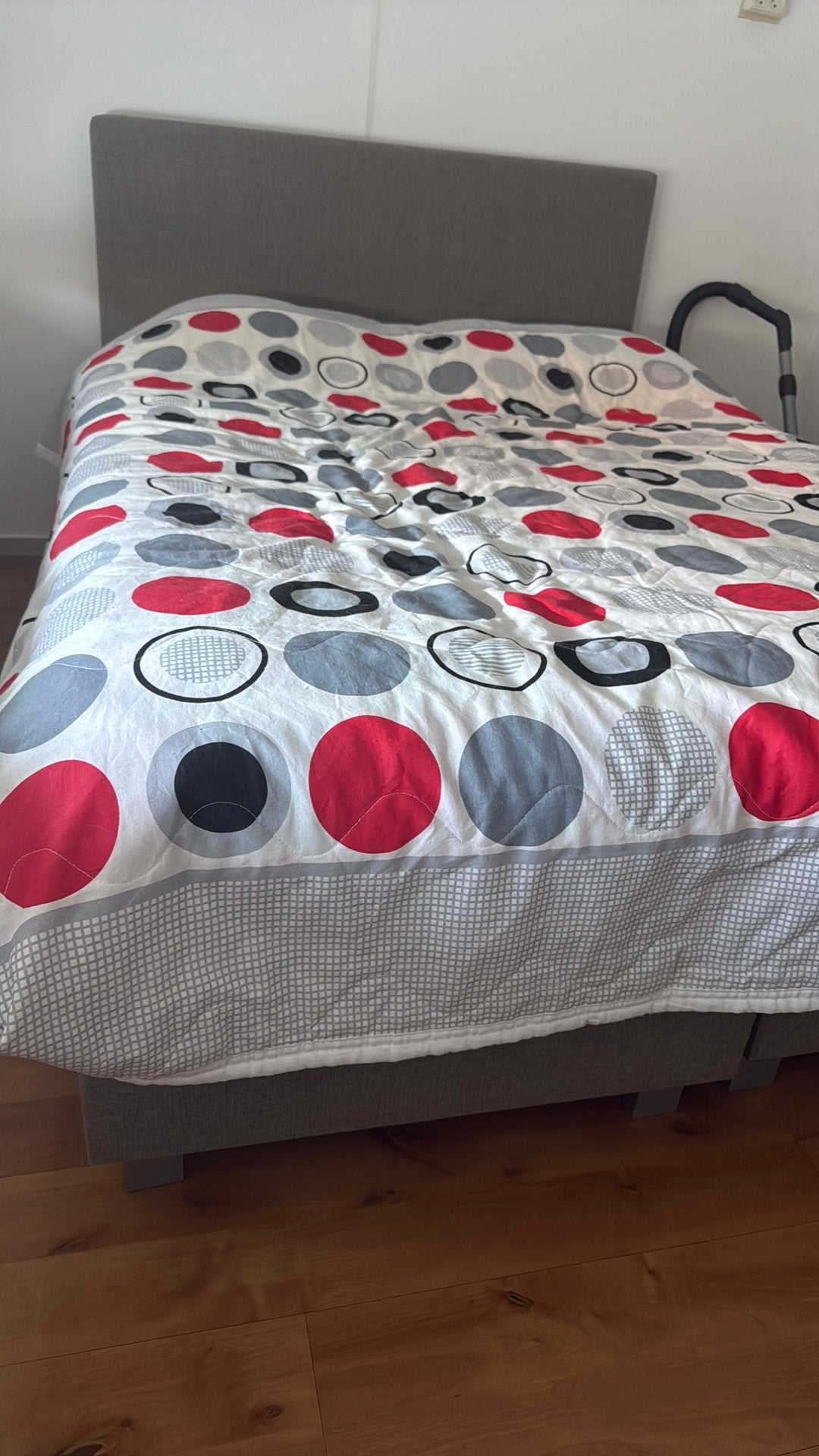 Grijze boxspring te koop!! Moet met spoed weg., Ophalen, Tweepersoons, Zo goed als nieuw, 160 cm