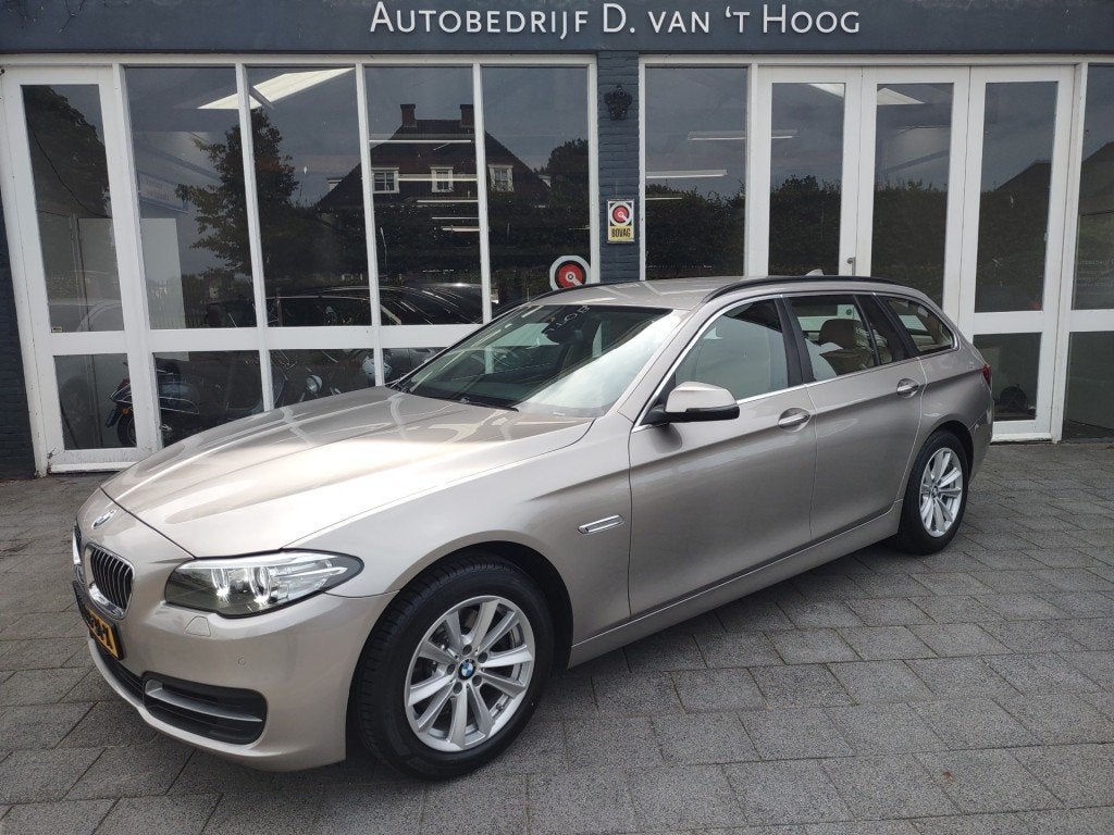 Bmw 5-SERIE 520 I EXE AUTOMAAT, Auto's, BMW, Automaat, Gebruikt, Euro 6, 4 cilinders