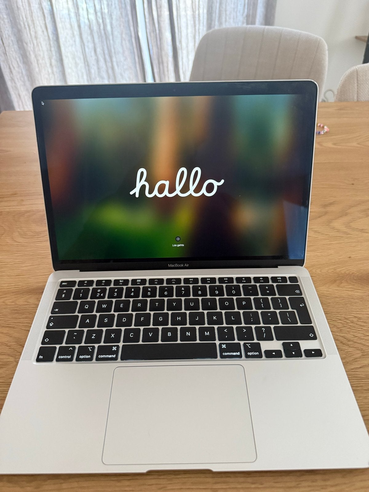 MacBook Air 2020 - Zo goed als nieuw, Computers en Software, Apple Macbooks, 256 GB, Qwerty, 8 GB, 13 inch