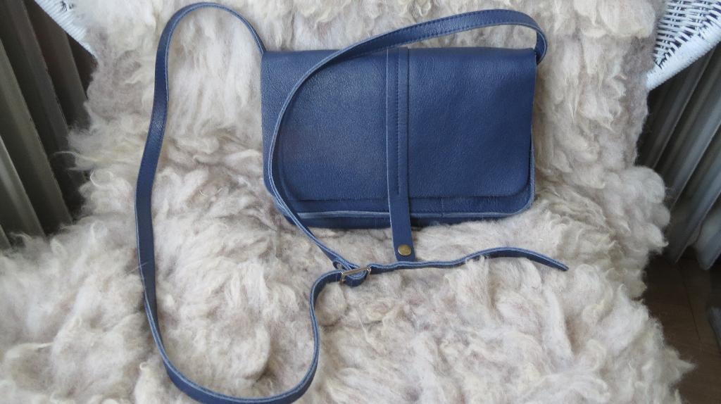 Keecie, leren tas, Off Duty, blauw, ink blue, 25x 16,5x 6cm, Overige merken, Zo goed als nieuw, Leer, Verzenden