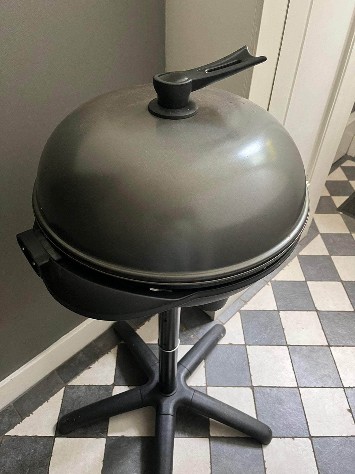 BBQ op stroom., Ophalen of Verzenden, Zo goed als nieuw