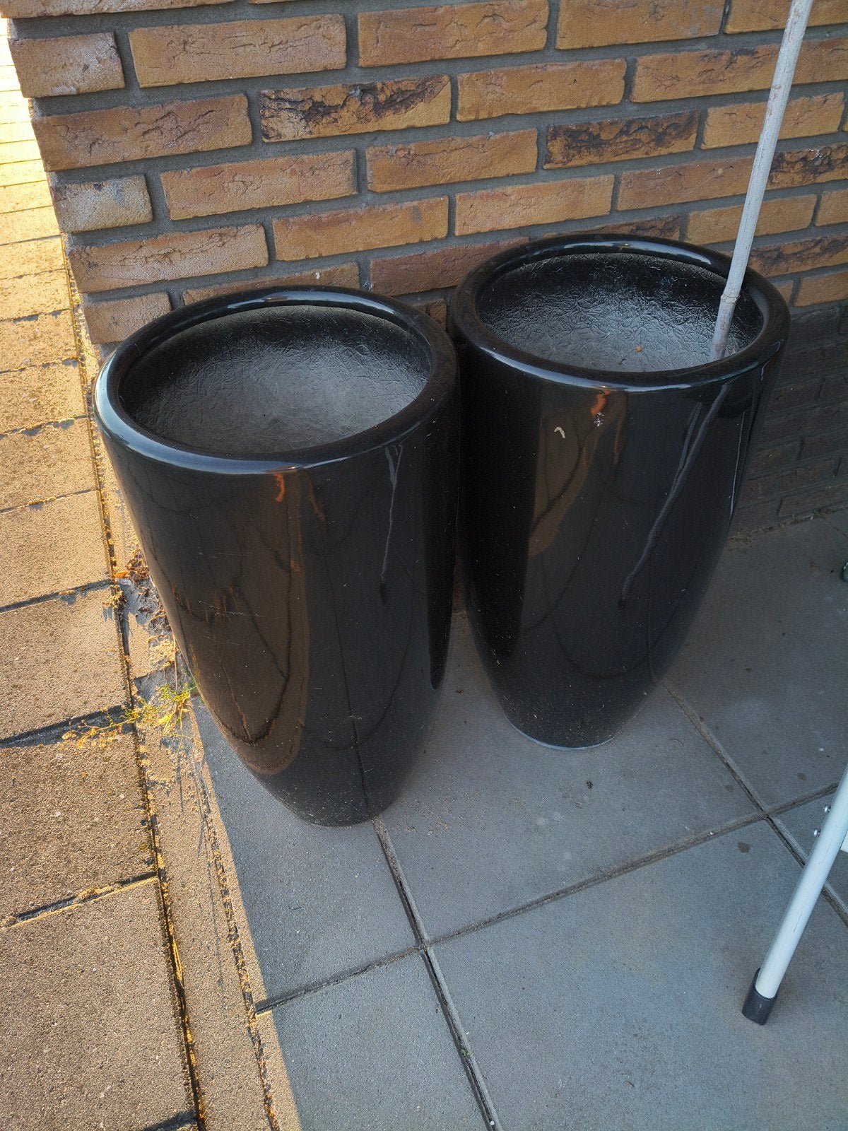 2 polyester bloembakken, Tuin en Terras, Ophalen, Gebruikt, Rond, Kunststof