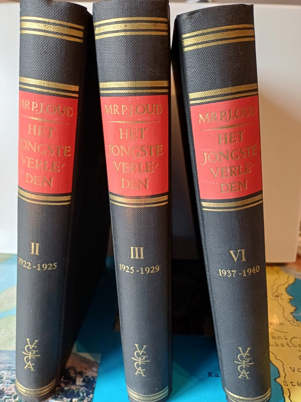 Het jongste verleden, Boeken, Ophalen of Verzenden, Gelezen, Overige onderwerpen