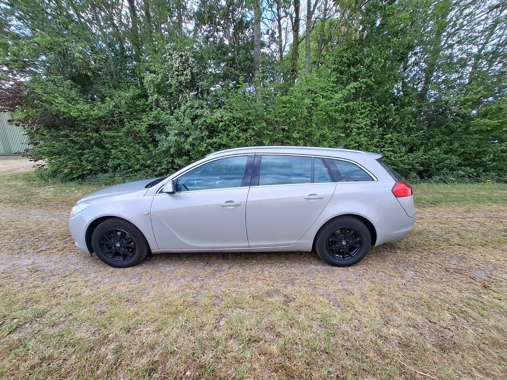 Opel Insignia 1.8 103KW Sports Tourer 2009 Grijs, 1350 kg, Zwart, 4 cilinders, Stationwagon