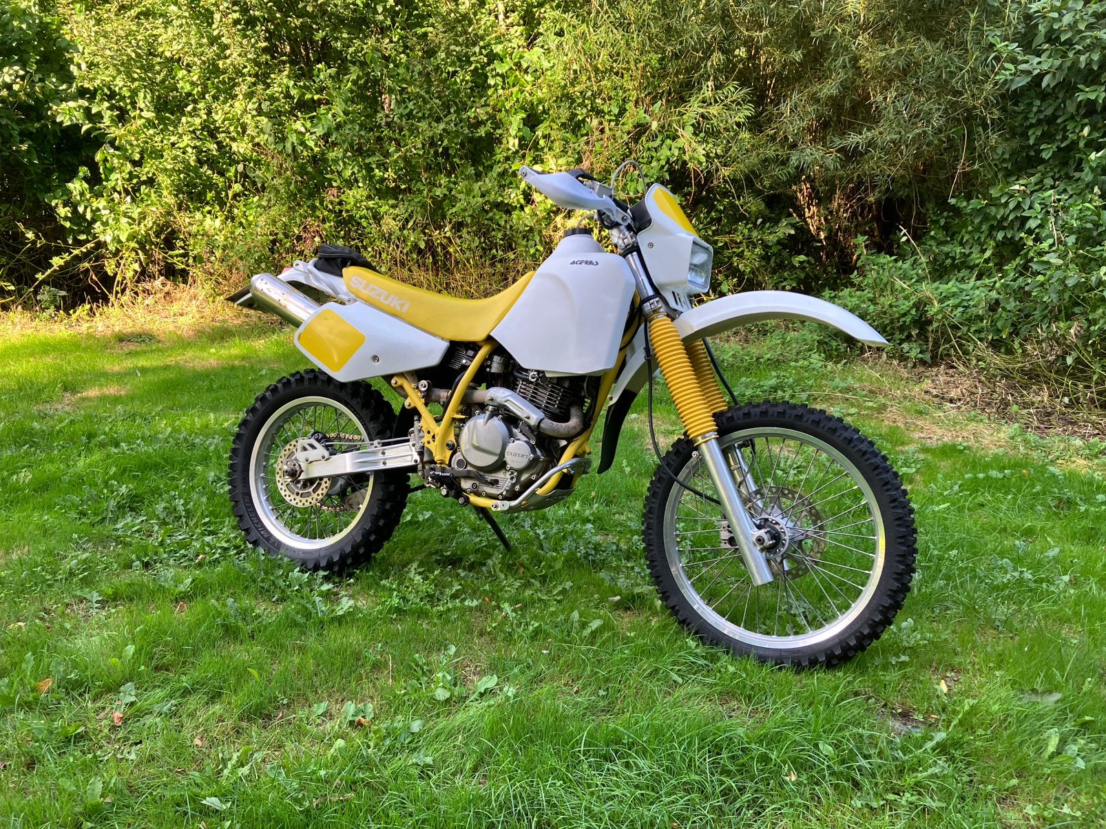Suzuki DR350se vintage enduro met elektrische start!