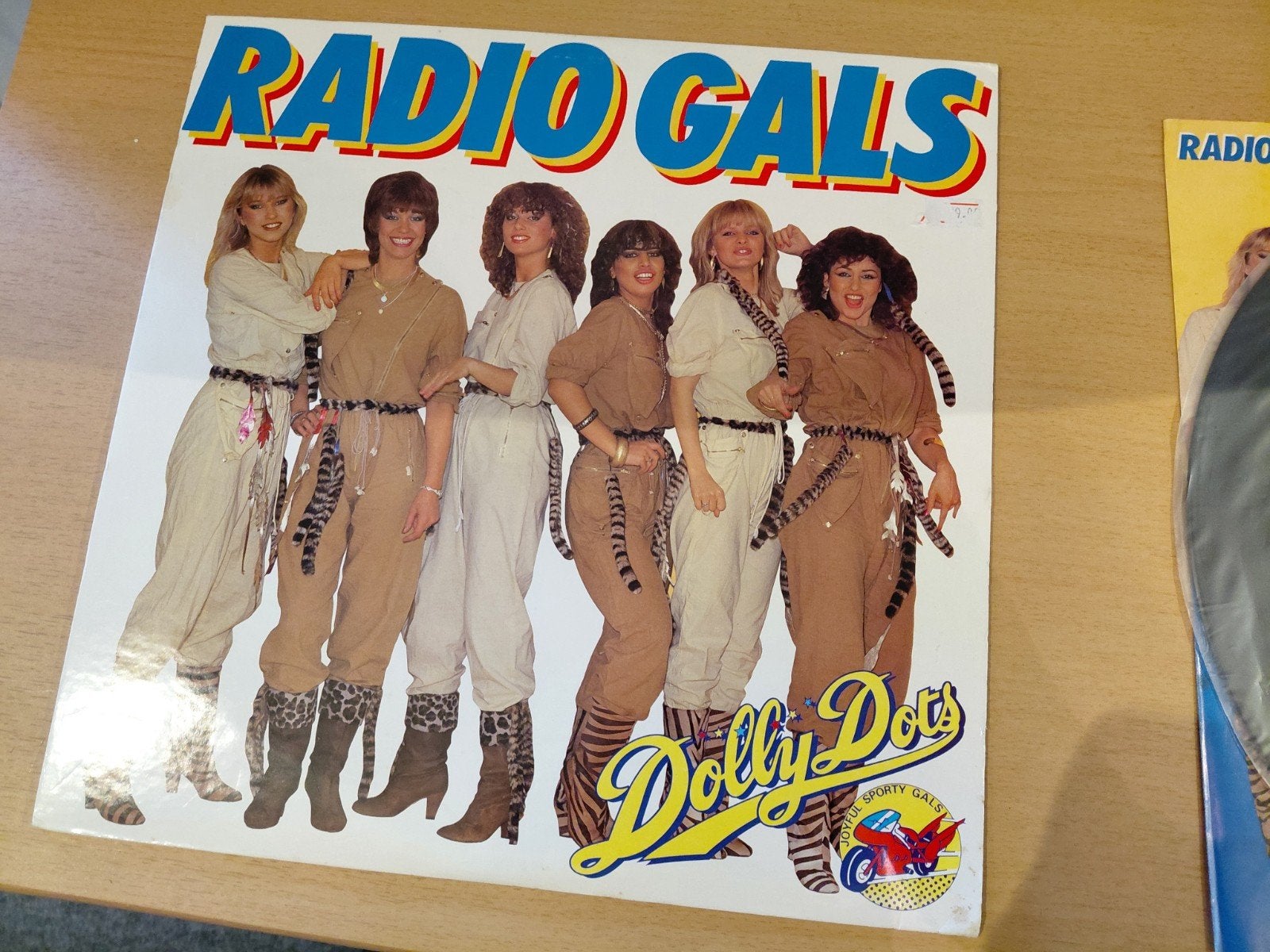 Lp Dolly dots - Radio Gals (japanse print), Cd's en Dvd's, Vinyl | Pop, Ophalen of Verzenden, Zo goed als nieuw, Overige formaten