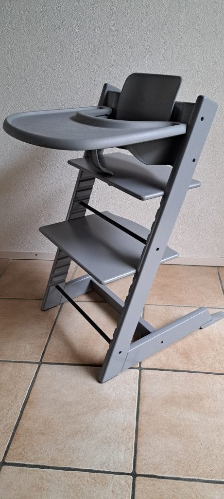 Stokke Storm Grey incl. accessoires nieuwstaat, Ophalen of Verzenden, Zo goed als nieuw, Meegroeistoel