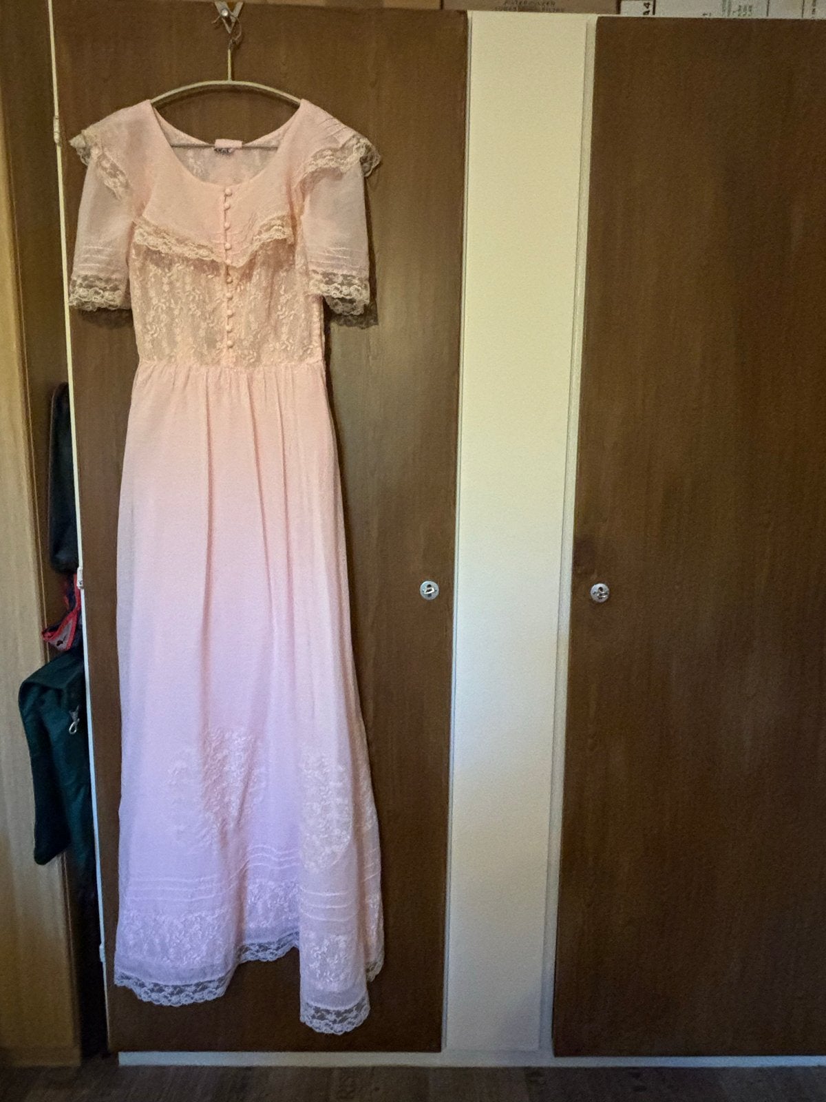 Vintage roze maxi jurk met kant en borduursels, Maat 38/40 (M), Ophalen of Verzenden, Zo goed als nieuw, Roze