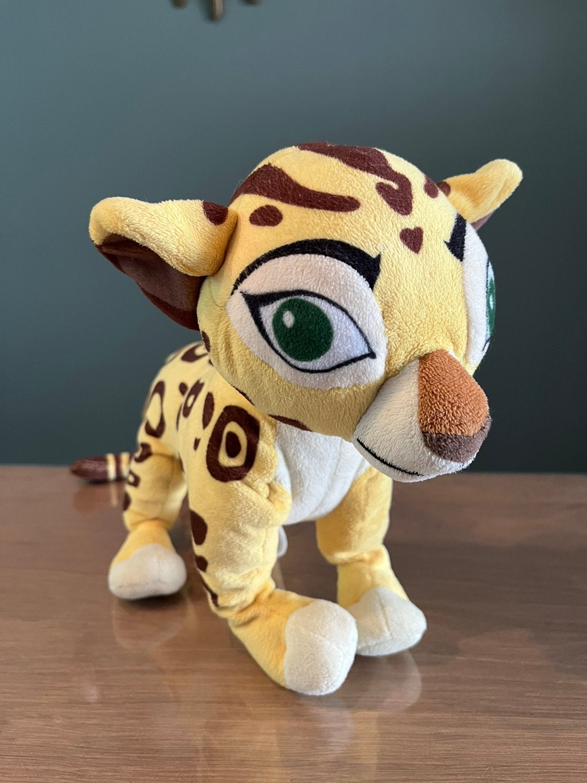 Leuke knuffel Disney The Lion Guard Fuli, Ophalen of Verzenden, Zo goed als nieuw, Knuffel