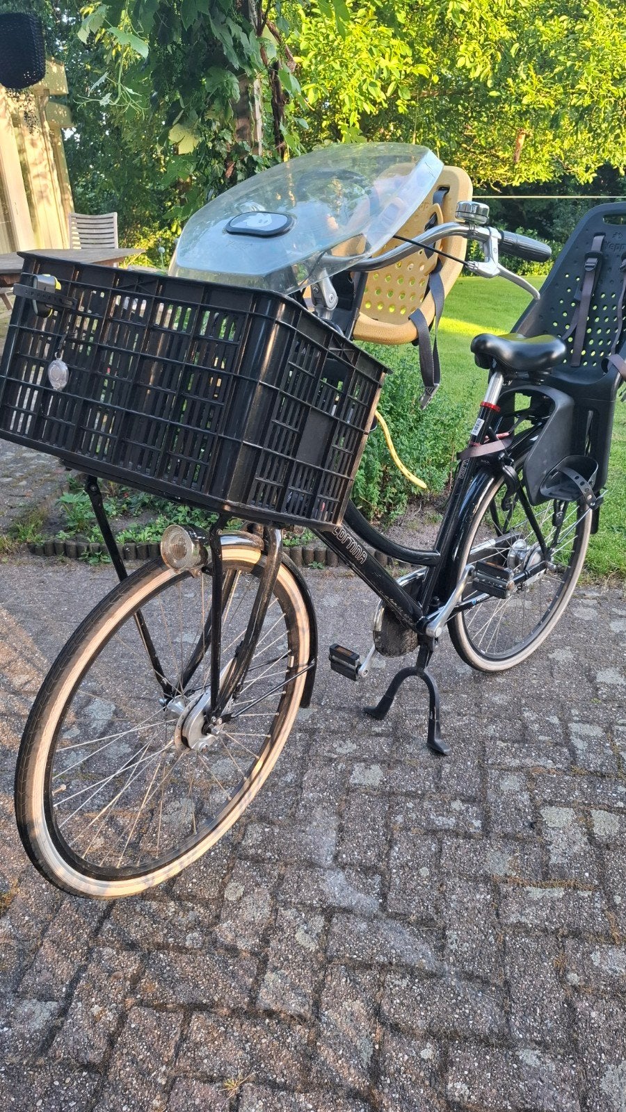 Cortina moederfiets met 2 yepp zitjes, krat en AXA slot, Overige merken, 2 zitjes, Dubbele standaard, Zo goed als nieuw