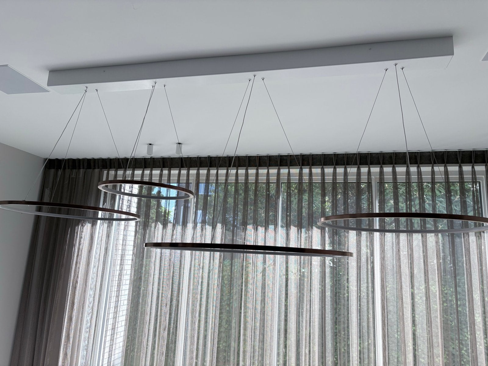 Moderne LED Hanglamp - Ring Desig, Huis en Inrichting, Lampen | Hanglampen, Zo goed als nieuw, Metaal, Ophalen