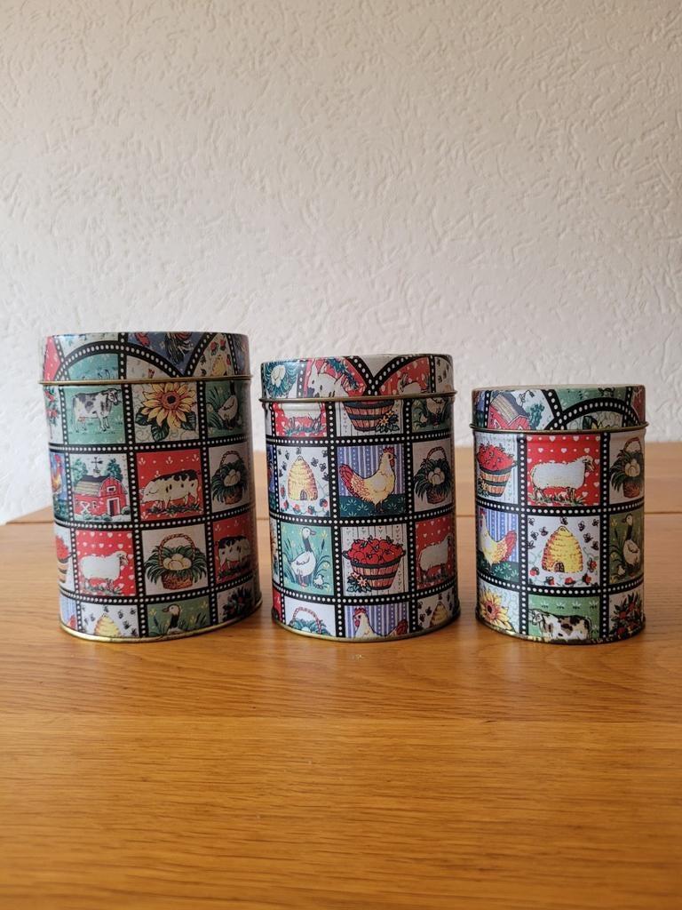 Paasblikken stappelbaar boerderijdieren set van 3, Verzamelen, Blikken, Ophalen of Verzenden, Zo goed als nieuw, Koek(jes), Overige merken