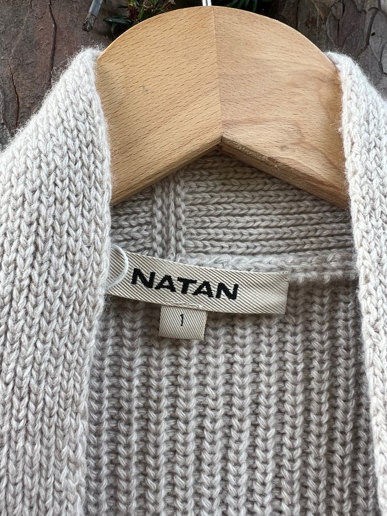 NATAN vest ecru superfine wool - TIEN concepts op Instagram, TIEN concepts, Beige, -, Ophalen of Verzenden
