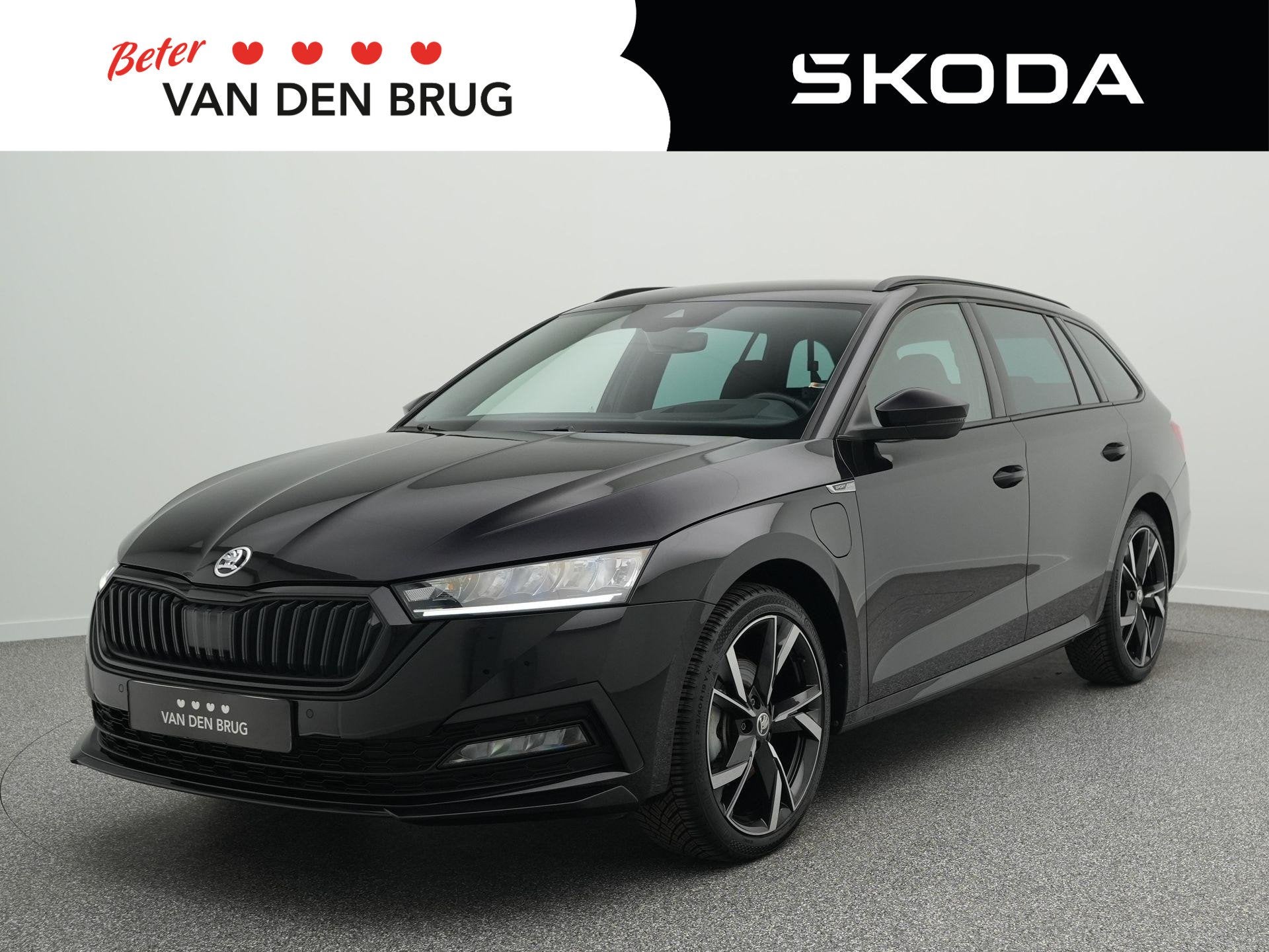 Skoda Octavia Combi 1.4 TSI iV 204 pk PHEV Sportline Busines, Auto's, 1556 kg, Stof, Gebruikt, 4 cilinders
